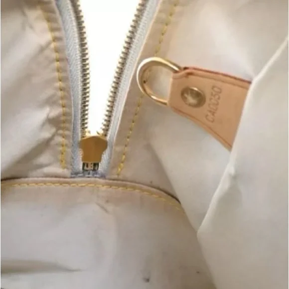 Lovely Louis Vuitton Marie Mini Monogram canvas leather. - Picture 6 of 6